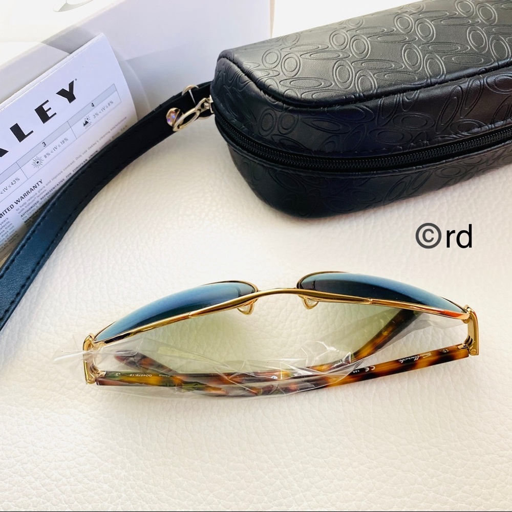 Oakley Aviator Polarized Blue Gold Sunglasses - Picture 4 of 15